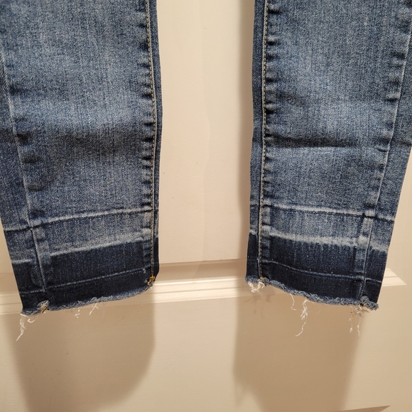 Universal Thread Size 2 - Picture 3 of 11